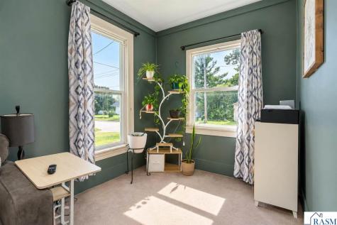 211 W Blue Earth Street Lake Crystal MN 56055