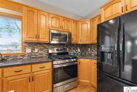 2057 Howard Drive North Mankato MN 56003