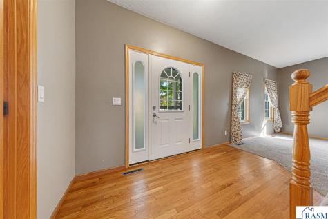 2057 Howard Drive North Mankato MN 56003