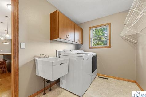 2057 Howard Drive North Mankato MN 56003