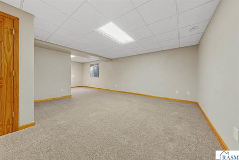 2057 Howard Drive North Mankato MN 56003