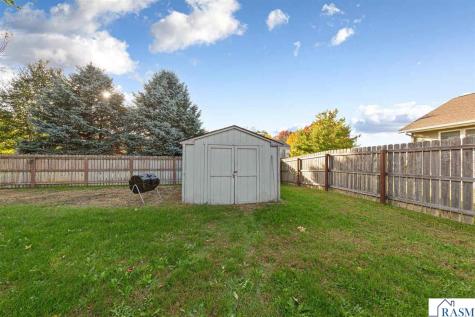 2057 Howard Drive North Mankato MN 56003