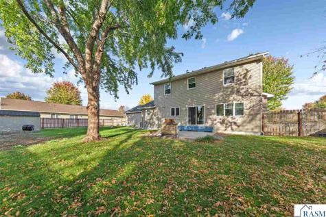 2057 Howard Drive North Mankato MN 56003