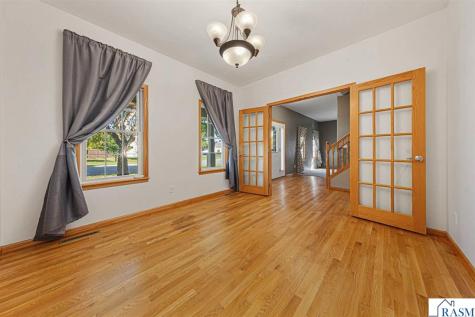 2057 Howard Drive North Mankato MN 56003