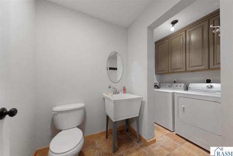 308 Tanager Road Mankato MN 56001