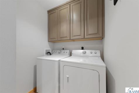 308 Tanager Road Mankato MN 56001