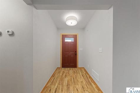 308 Tanager Road Mankato MN 56001