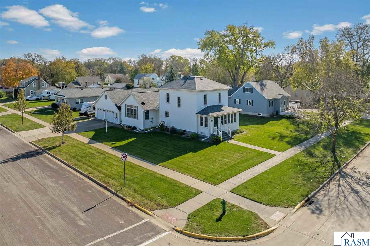 703 S Galbraith Street Blue Earth MN 56013