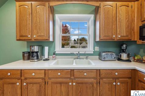 703 S Galbraith Street Blue Earth MN 56013