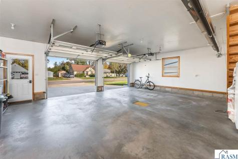 703 S Galbraith Street Blue Earth MN 56013