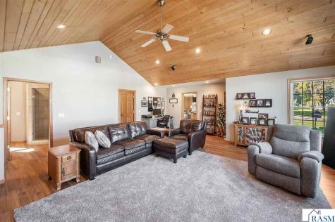 703 S Galbraith Street Blue Earth MN 56013