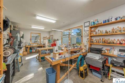 703 S Galbraith Street Blue Earth MN 56013