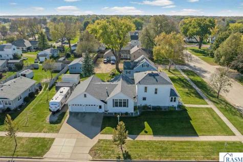 703 S Galbraith Street Blue Earth MN 56013
