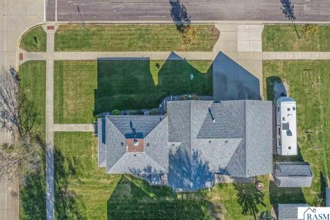 703 S Galbraith Street Blue Earth MN 56013