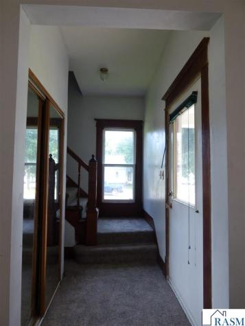 2 S Maple Avenue Le Center MN 56057