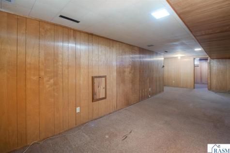 2208 Clare Drive North Mankato MN 56003