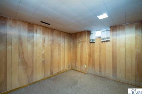 2208 Clare Drive North Mankato MN 56003