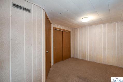 2208 Clare Drive North Mankato MN 56003