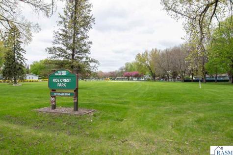2208 Clare Drive North Mankato MN 56003