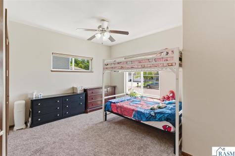300 Tanager Road Mankato MN 56001