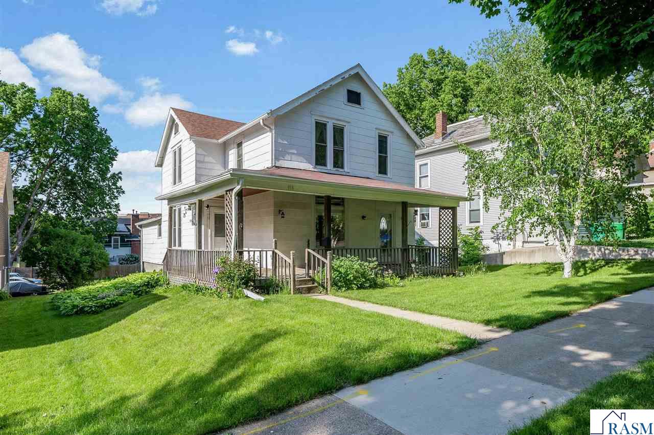 318 E Pleasant Street Mankato MN 56001