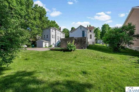 318 E Pleasant Street Mankato MN 56001