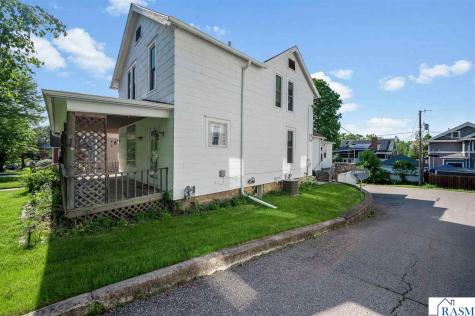 318 E Pleasant Street Mankato MN 56001