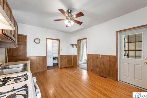 318 E Pleasant Street Mankato MN 56001