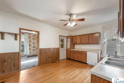318 E Pleasant Street Mankato MN 56001