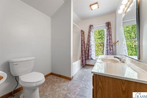 318 E Pleasant Street Mankato MN 56001