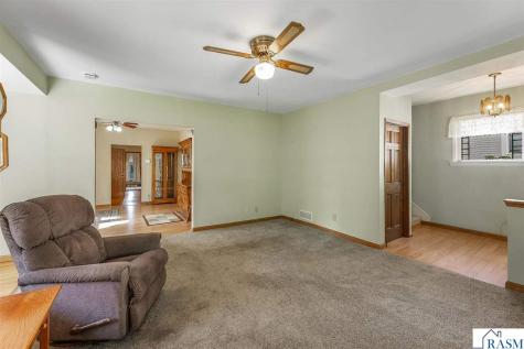 318 E Pleasant Street Mankato MN 56001