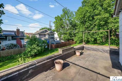 318 E Pleasant Street Mankato MN 56001