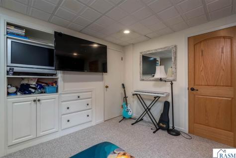 30 Lincoln Lane New Ulm MN 56073