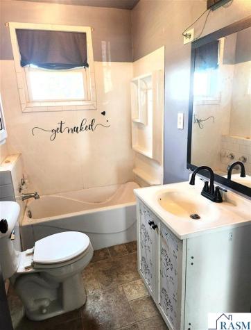 21969 230th Avenue Sleepy Eye MN 56085
