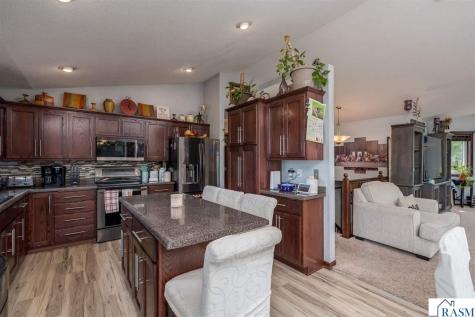 208 Cypress Drive Mankato MN 56001