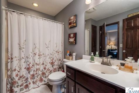 208 Cypress Drive Mankato MN 56001