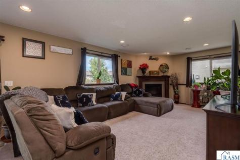 208 Cypress Drive Mankato MN 56001