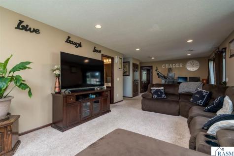 208 Cypress Drive Mankato MN 56001