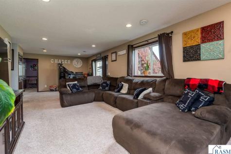 208 Cypress Drive Mankato MN 56001