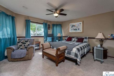 208 Cypress Drive Mankato MN 56001