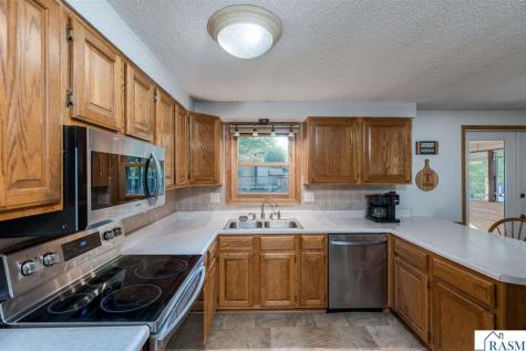 504 2nd Street Cleveland MN 56017