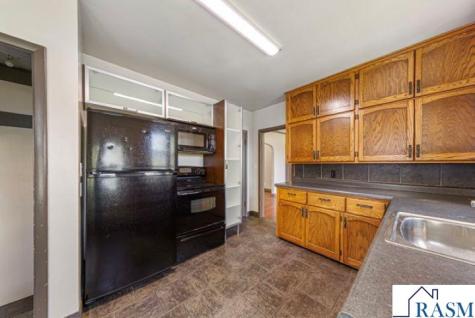 775 Shoreacres Drive Fairmont MN 56063