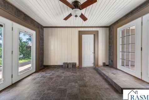 775 Shoreacres Drive Fairmont MN 56063