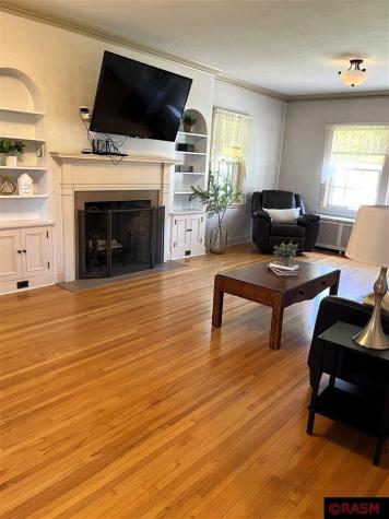 208 N State Street New Ulm MN 56073