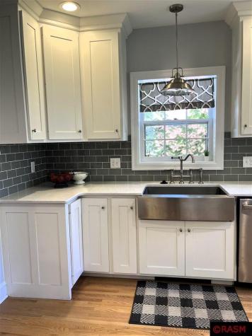 208 N State Street New Ulm MN 56073
