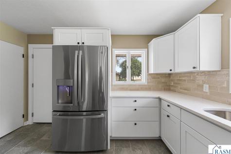 108 SE 8th Avenue Mapleton MN 56065