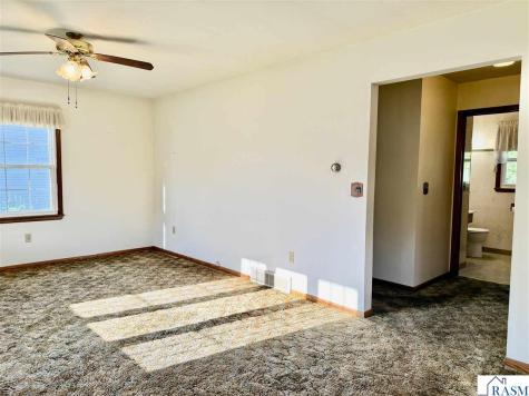 460 Park Avenue Le Center MN 56057