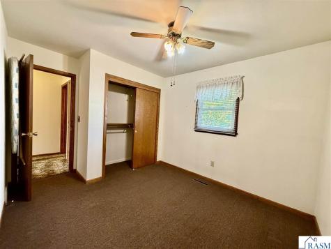 460 Park Avenue Le Center MN 56057