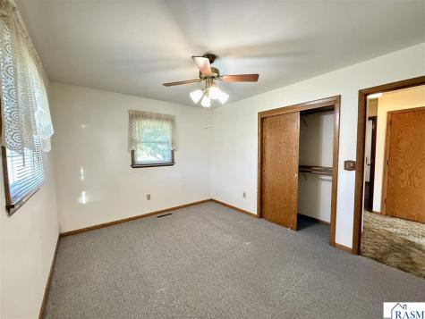 460 Park Avenue Le Center MN 56057