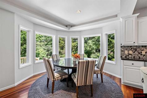 1416 E Pond Road Eagan MN 55122